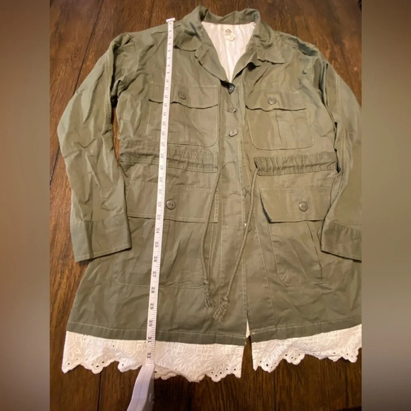Tiny Anthropologie Olive Green Cargo Jacket White Floral Dainty Lace Large C2 - Picture 5 of 6